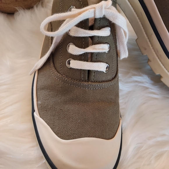 ZARA Olive Green Canvas Wedge Sneakers. - Picture 4 of 11